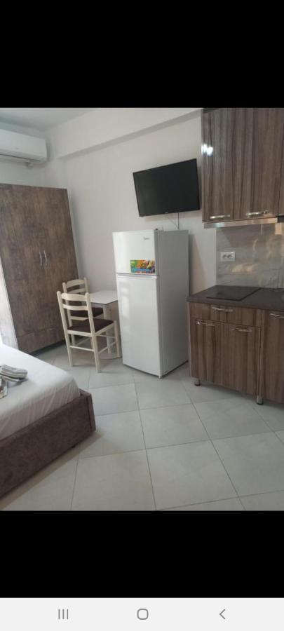 Arjan Dyli Guesthouse 사밀 외부 사진